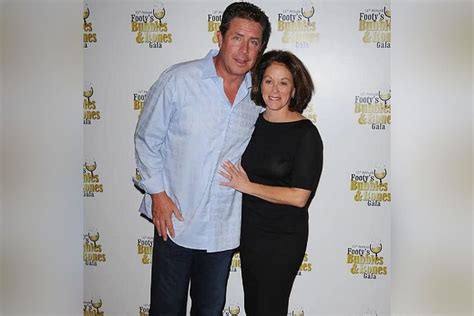 chloe marini|is dan marino divorced.